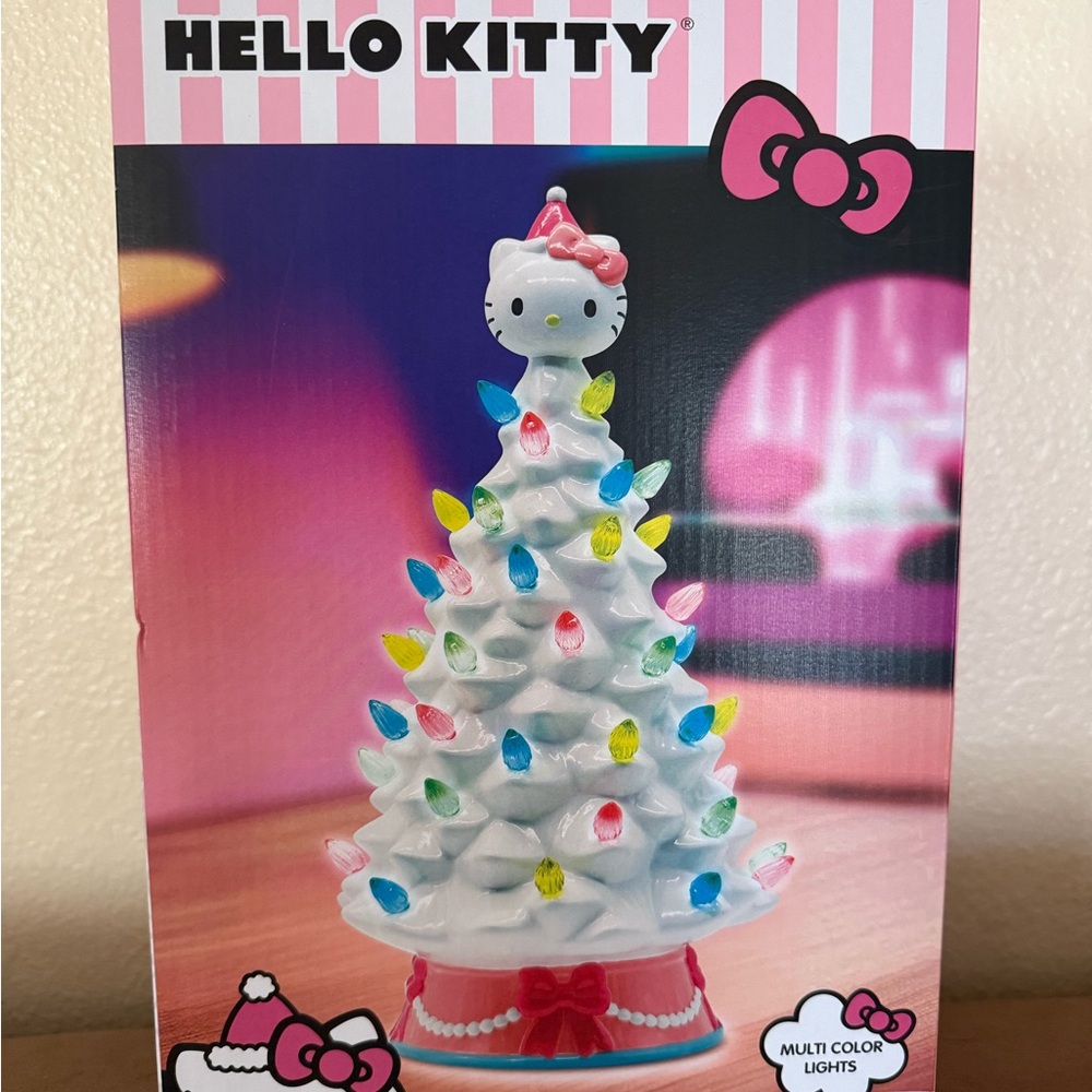 Hello Kitty Christmas tree with lights